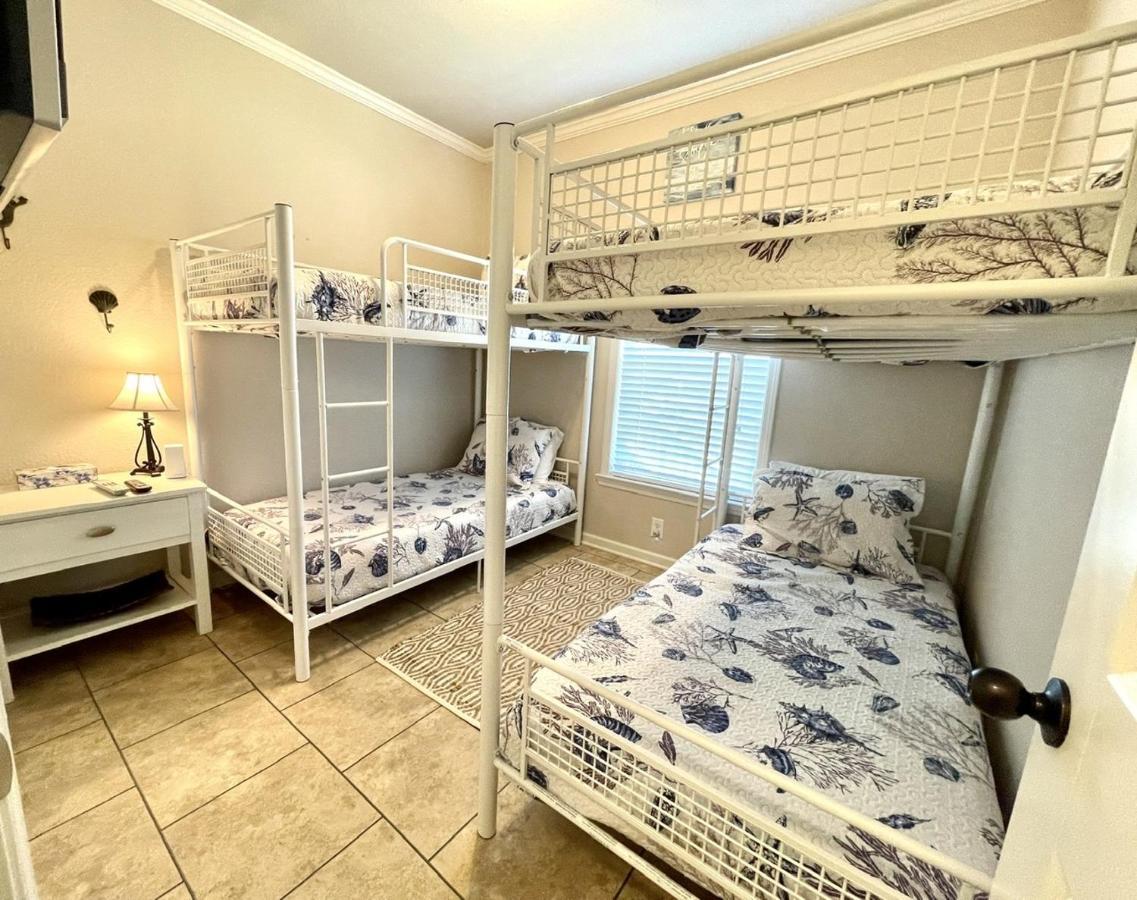 Mermaid Mansion Home Crystal Beach Esterno foto